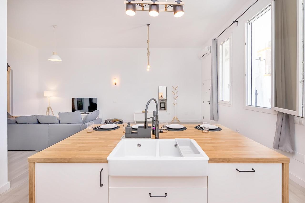 Homey Apt Competa Bagian luar foto